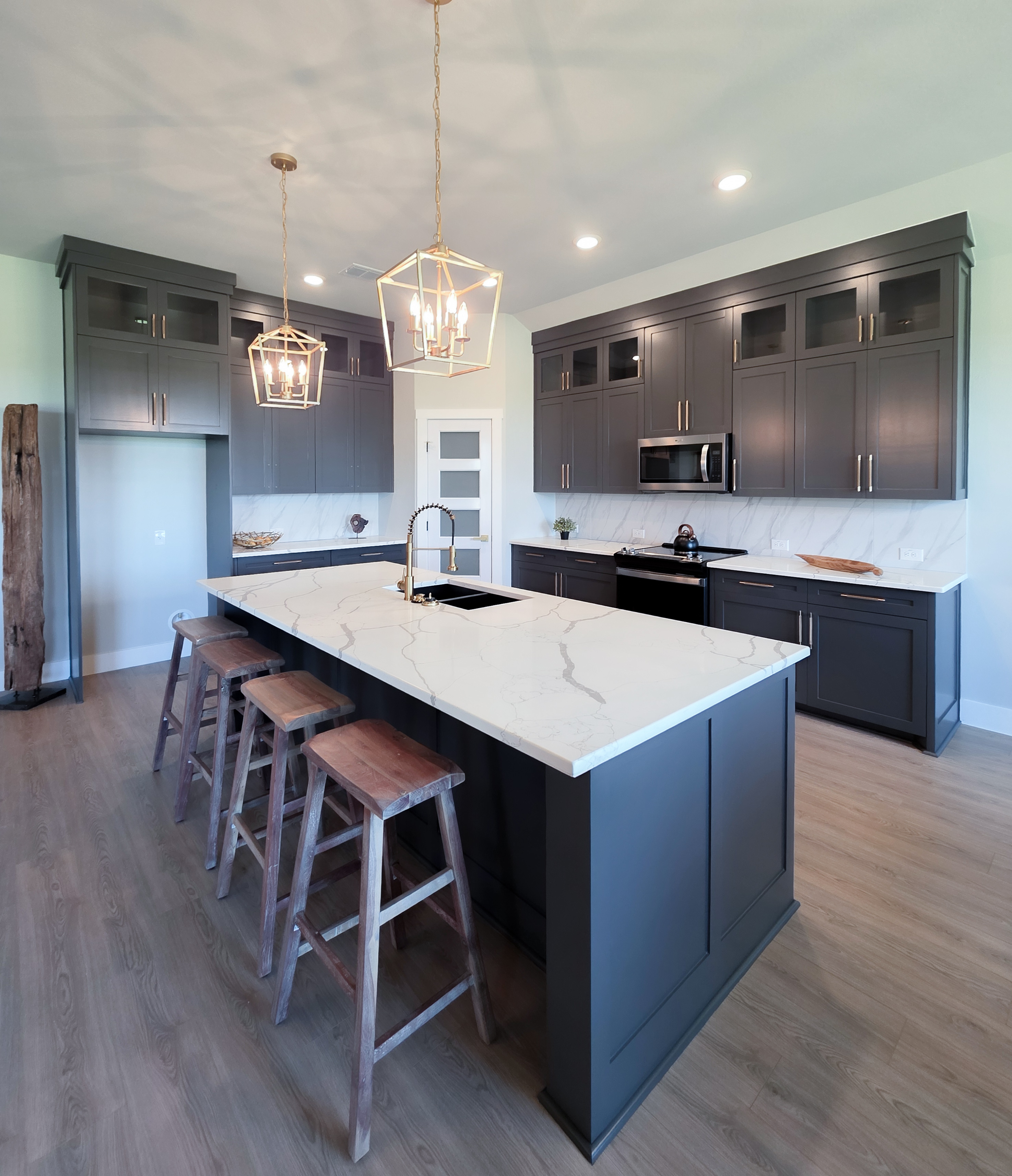 1122 North Cross by Wooden Woodworks
