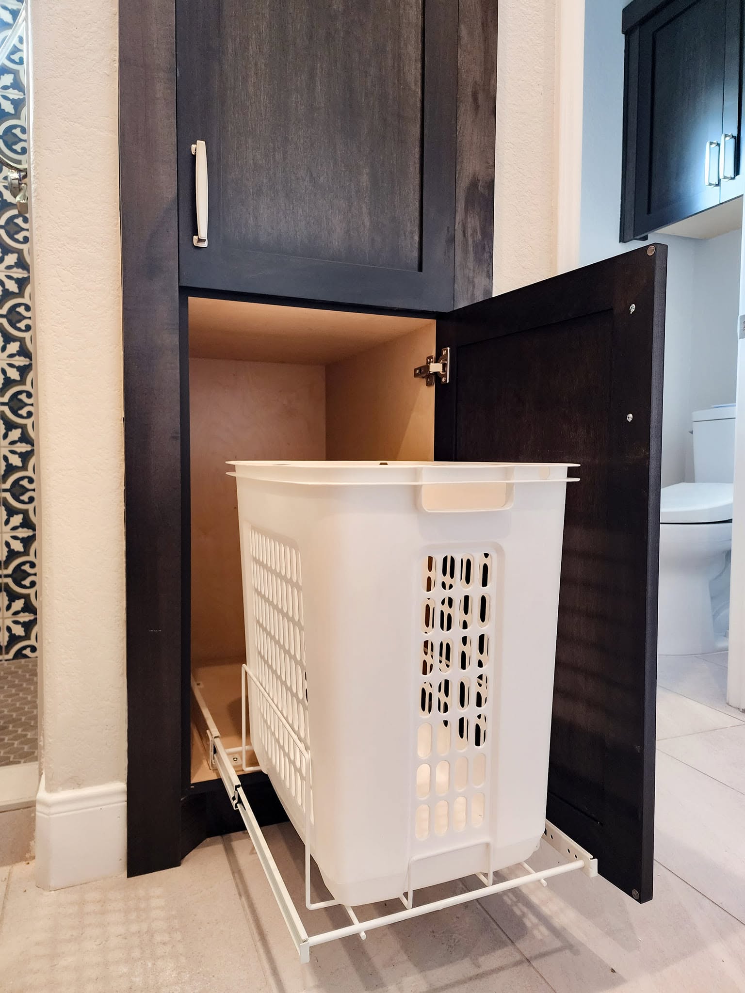 Custom bathroom vanity by Wooden Woodworks in Central Texas