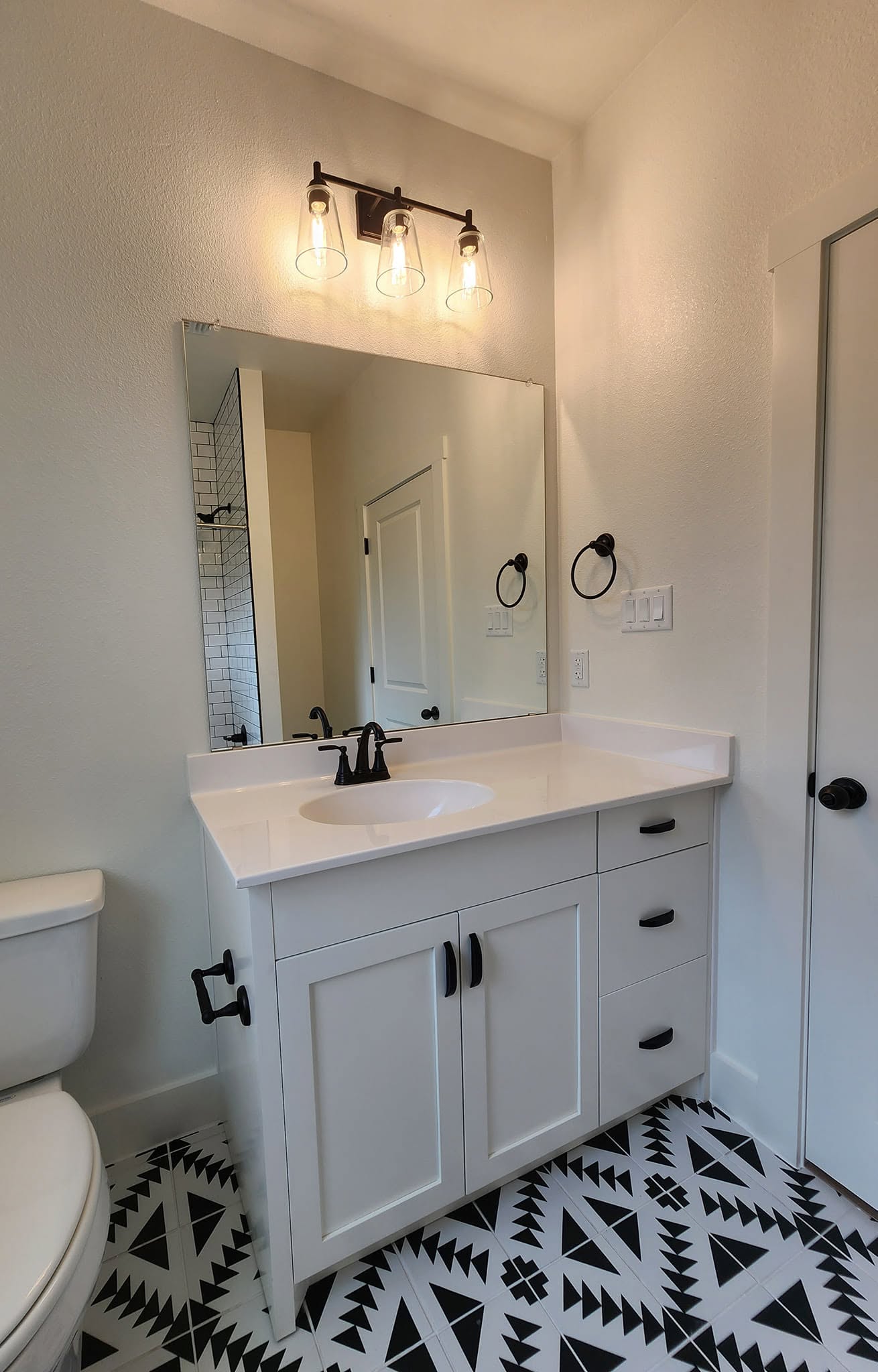 Custom bathroom vanity by Wooden Woodworks in Central Texas
