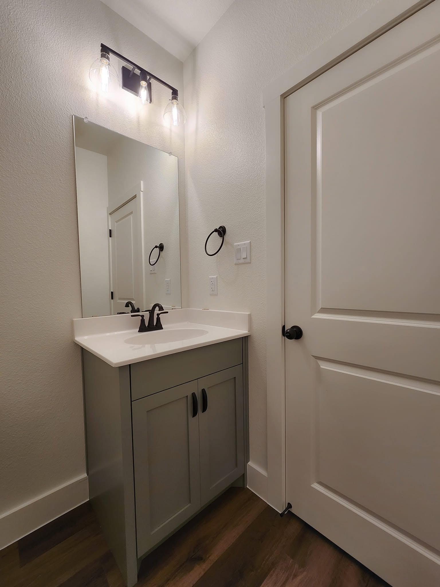 Custom bathroom vanity by Wooden Woodworks in Central Texas