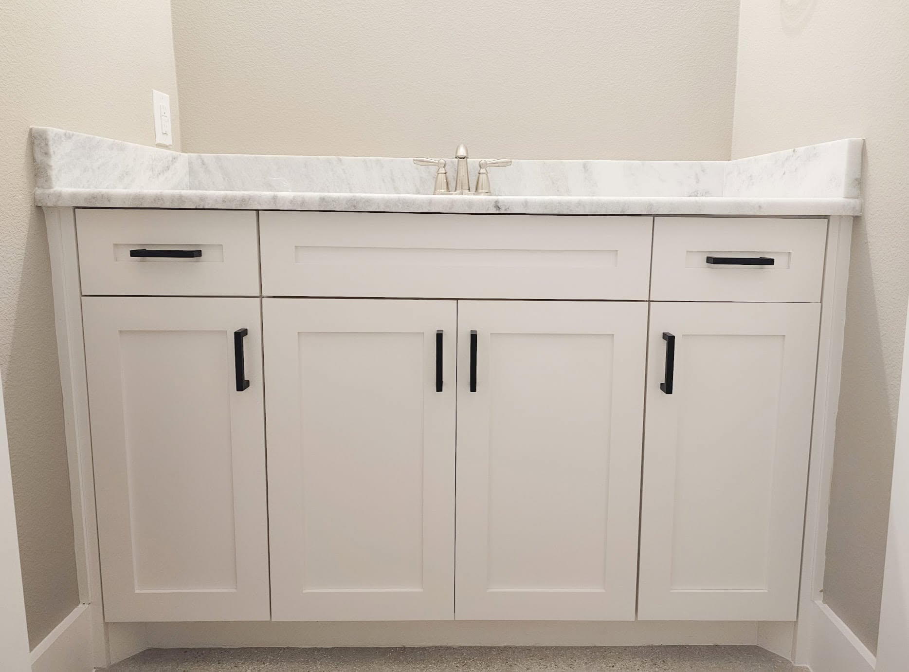 Custom bathroom vanity by Wooden Woodworks in Central Texas