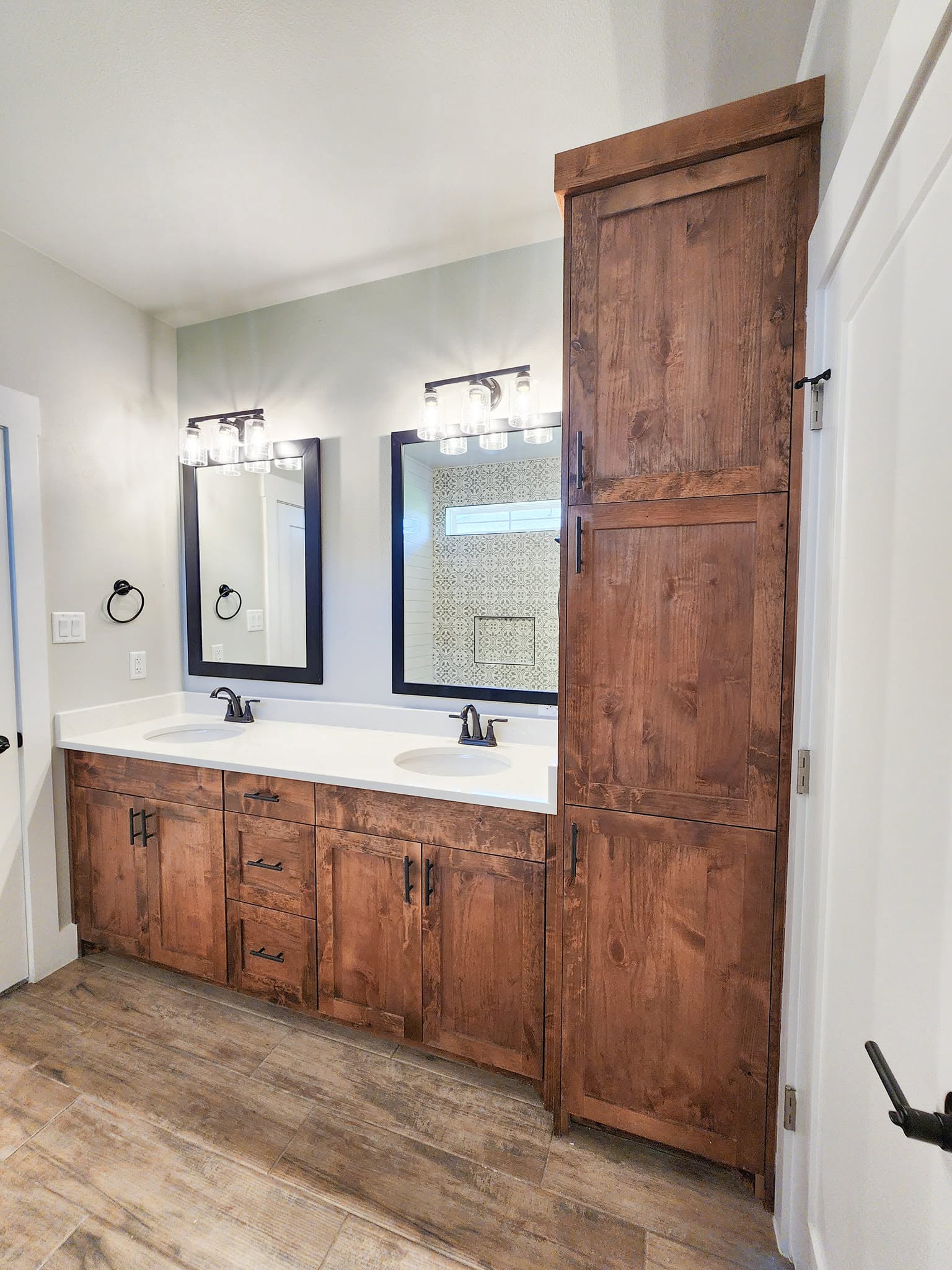 Custom bathroom vanity by Wooden Woodworks in Central Texas