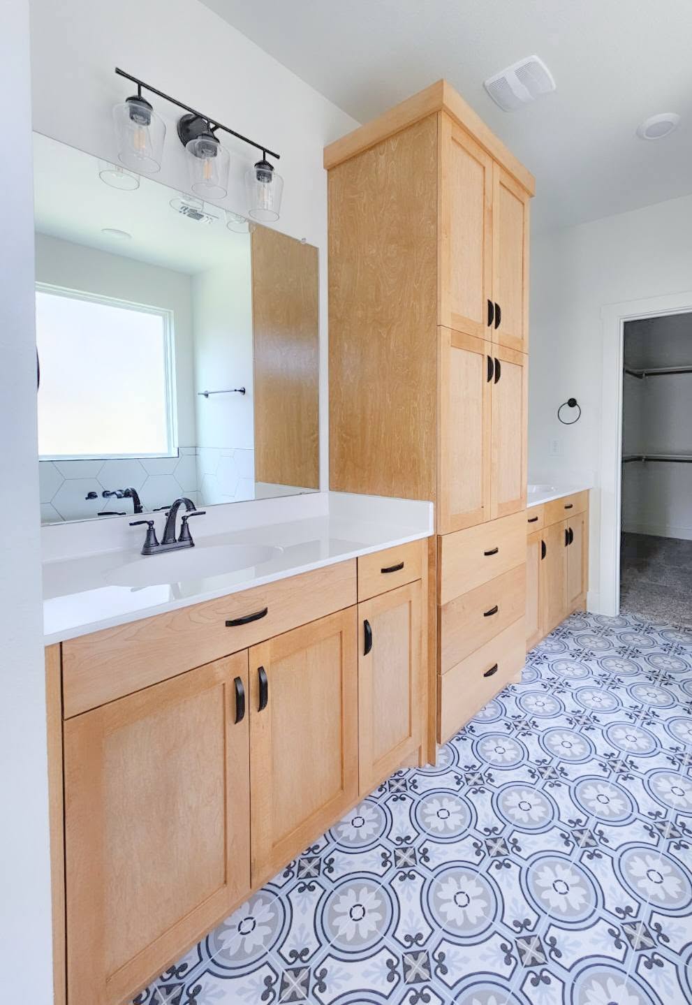Custom bathroom vanity by Wooden Woodworks in Central Texas