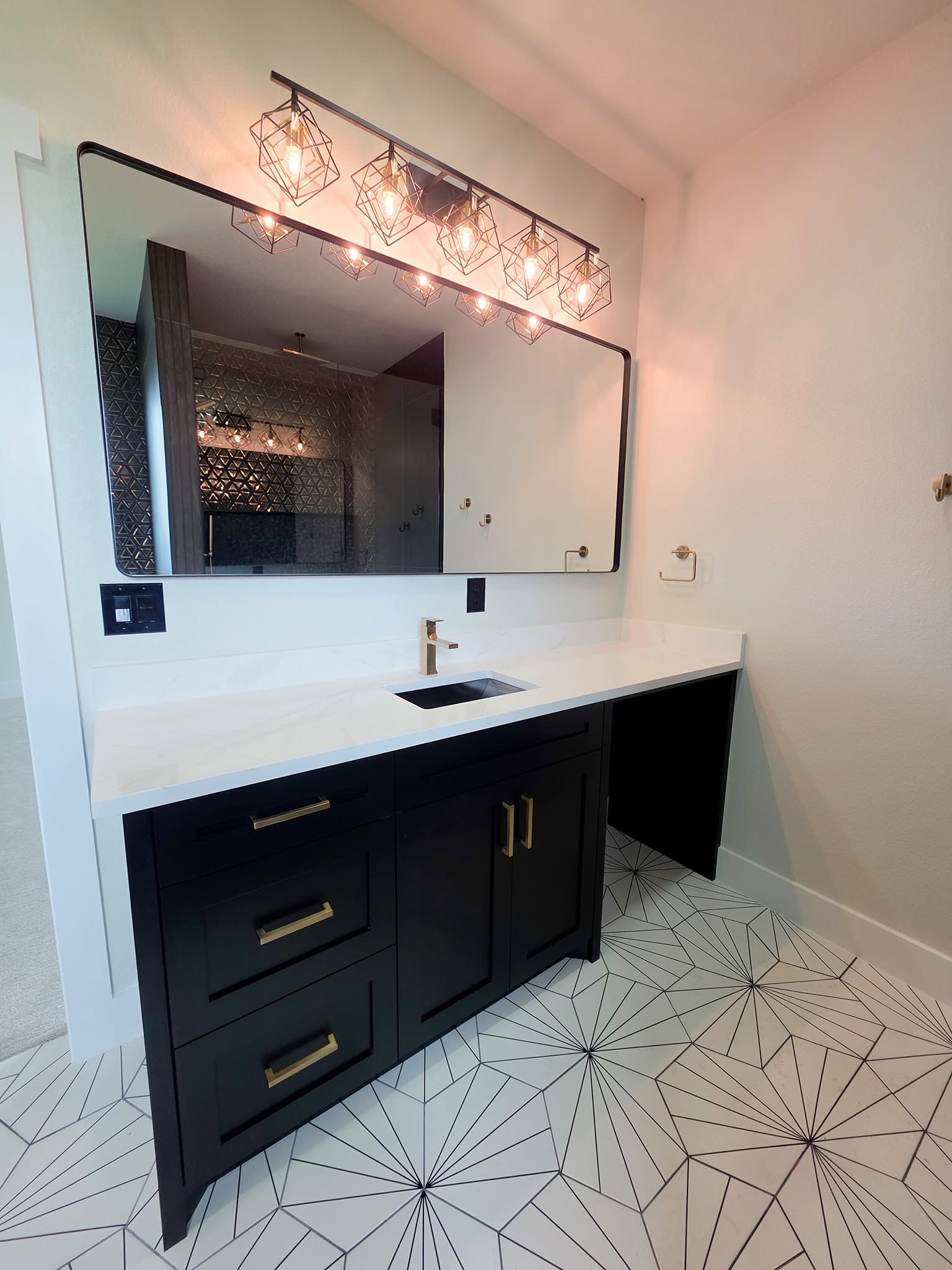 Custom bathroom vanity by Wooden Woodworks in Central Texas