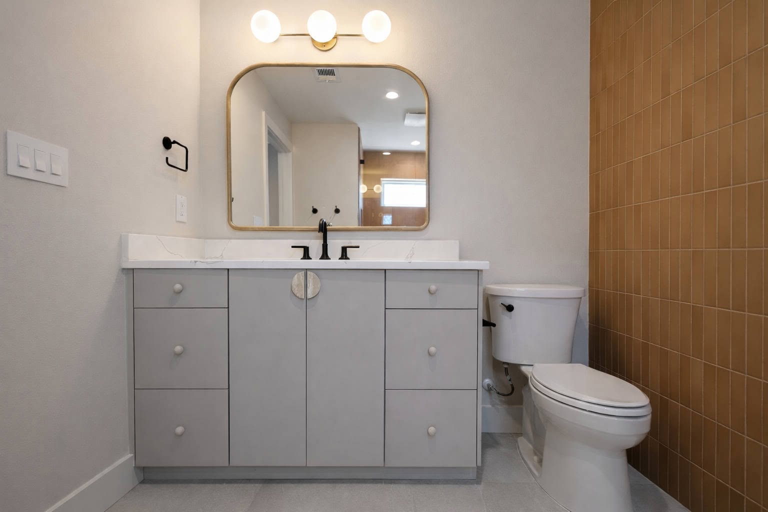 Custom bathroom vanity by Wooden Woodworks in Central Texas